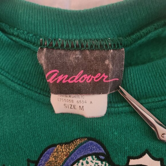 Vintage Christmas Sweater With Teddy Bear Wreath Functional Bells Size Medium - Picture 4 of 8